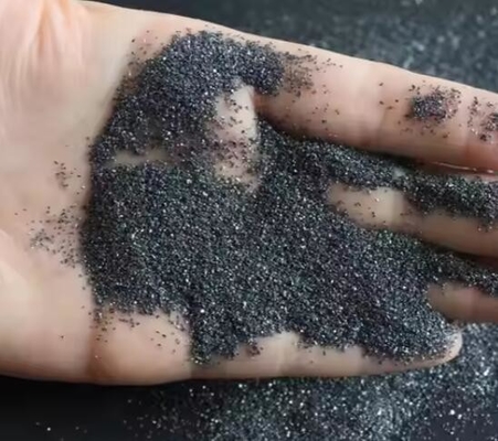 কালো সবুজ সিলিকন কার্বাইড পাউডার 98% বিশুদ্ধতা সিআইসি গ্রিট ধাতুবিদ্যা অগ্নি প্রতিরোধের জন্য সূক্ষ্ম পাউডার